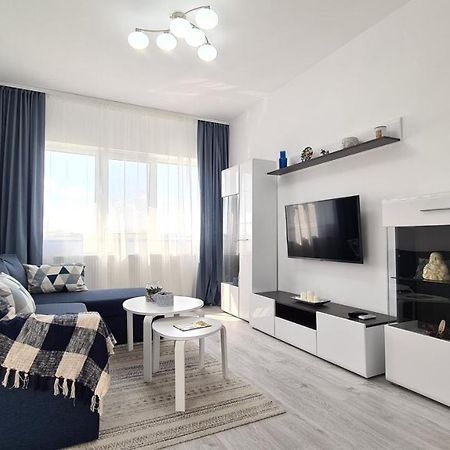 Bright Stylish Apartment In Pitesti Piteşti Eksteriør billede